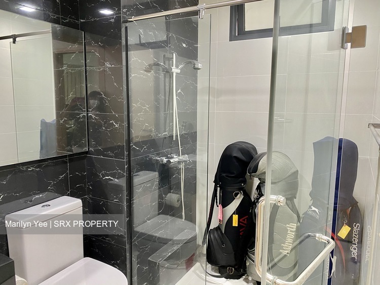 Esparina Residences (D19), Condominium #267420161